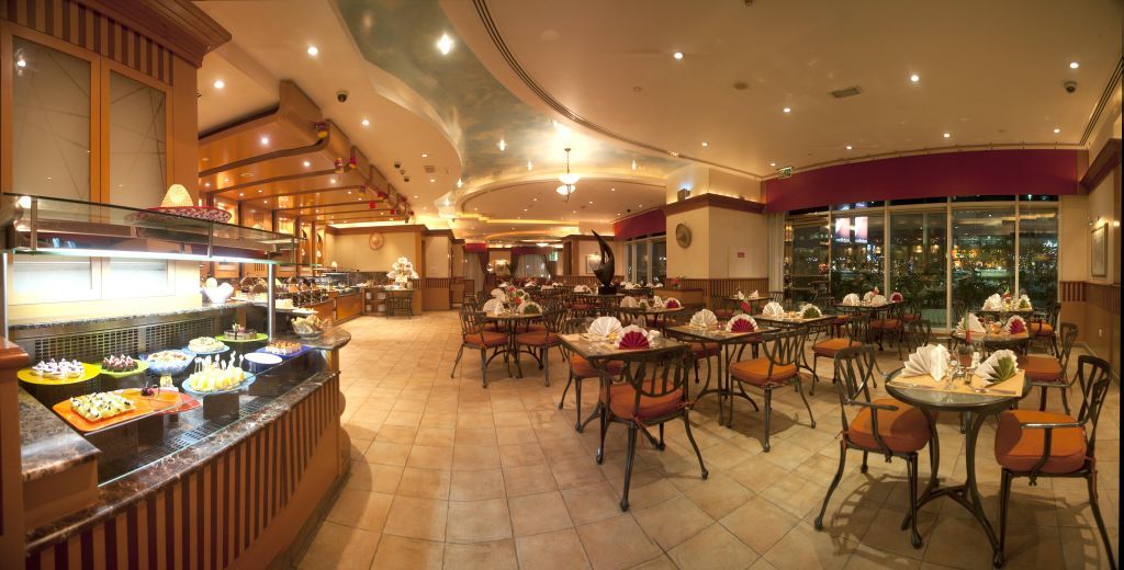 אפרטהוטל אבו דאבי Al Maha Arjaan By Rotana מסעדה תמונה